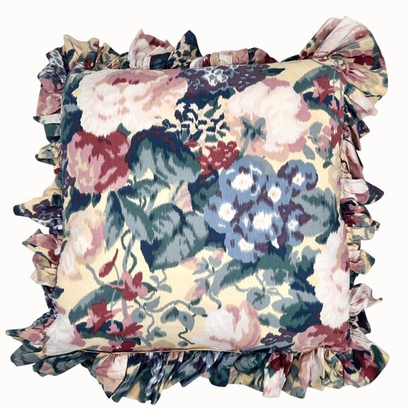 VINTAGE FLORAL RUFFLED THROW PILLOW ZIPPERD SHAM PILLOW INSIDE COTTAGE - Picture 2 of 11